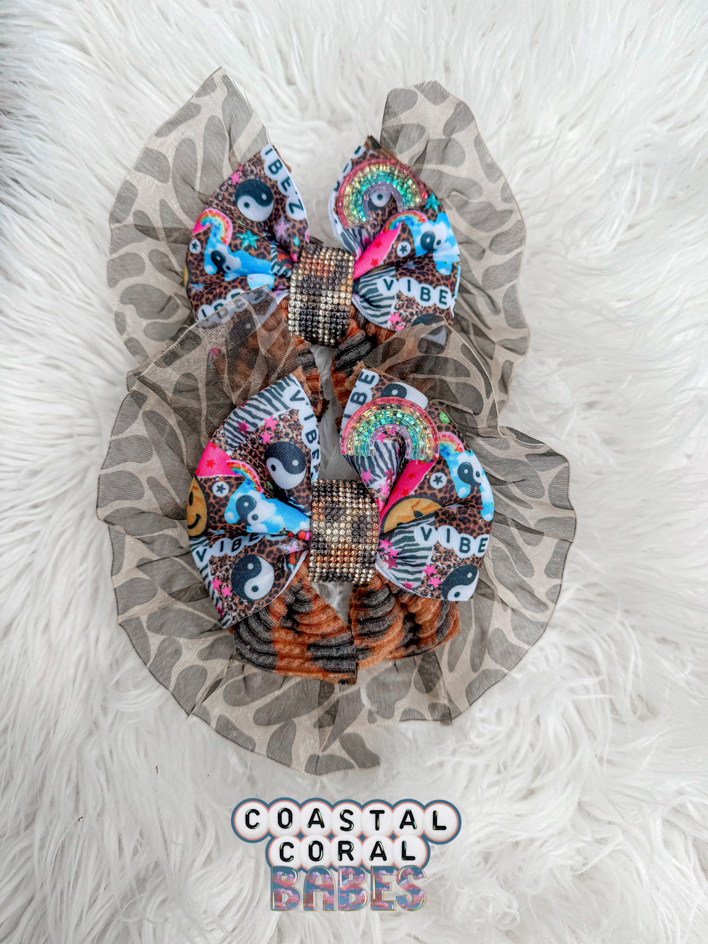 TX messy two toned clip or nylon