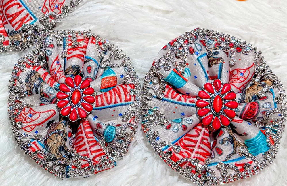 American honey piggies with western charm + bling